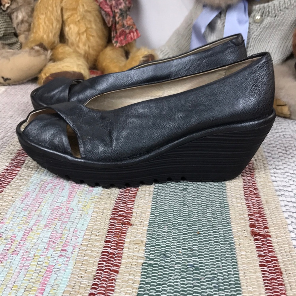 Fly London Women’s Black Wedge Peep-Toe Leather Shoes